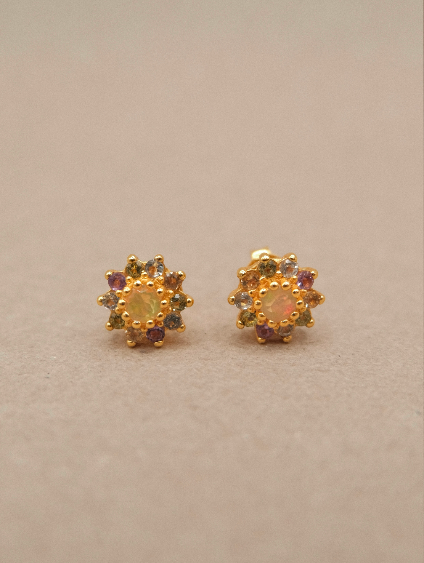 Sun Studs in Gold